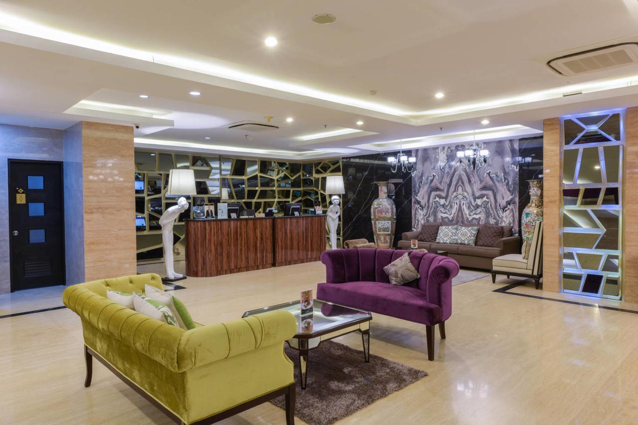 فندق Royal Regantris Cendana سورابايا المظهر الخارجي الصورة